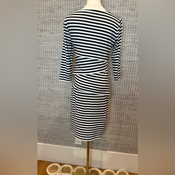 🖤 McLaughlin Nicola tiered striped sheath dress in Catalina Cloth 🖤 - Picture 2 of 4